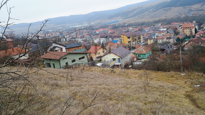 Cluj Teren de vanzare in comuna Baciu